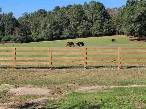 Photo of 14712 Graci Road Rd, Folsom, LA 70437 (MLS # NO2543454)