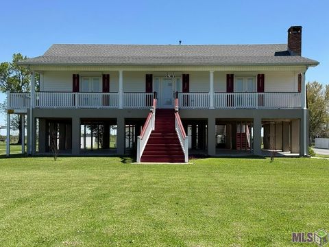 Photo of 5083 Grand Caillou Rd, Houma, LA 70363 (MLS # BY2025017561)