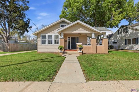 Photo of 1050 Jackson St St, Thibodaux, LA 70301 (MLS # BY2026004356)