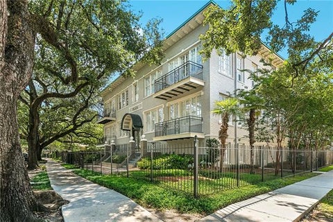 Photo of 3820 Saint Charles Avenue Ave #203, New Orleans, LA 70115 (MLS # NO2569786)