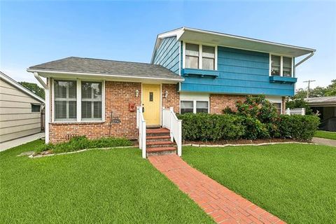 Photo of 10041 Joel Avenue AVE, New Orleans, LA 70123 (MLS # NO2564364)