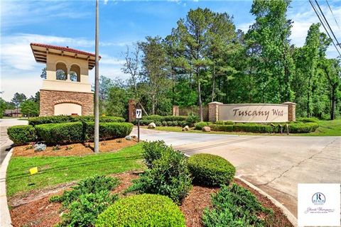 Photo of 208 S Verona Drive Dr, Covington, LA 70433 (MLS # NO2553167)