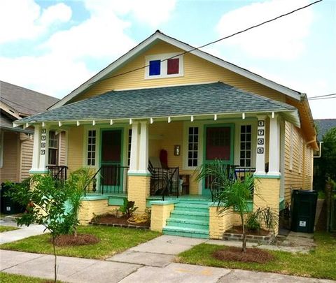 Photo of 1705 Burdette Street St, New Orleans, LA 70118 (MLS # NO2557928)