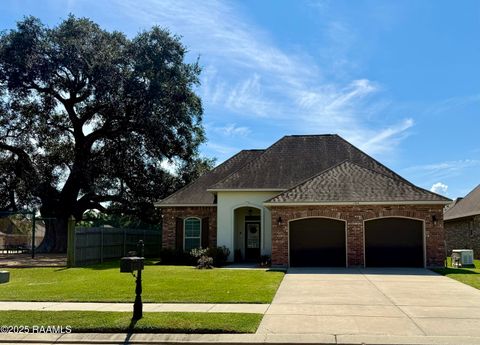 Photo of 134 Raven Cliff Lane, Broussard, LA 70518 (MLS # 2500004135)