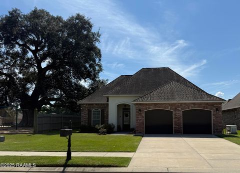 Photo of 134 Raven Cliff Lane, Broussard, LA 70518 (MLS # 2500004135)