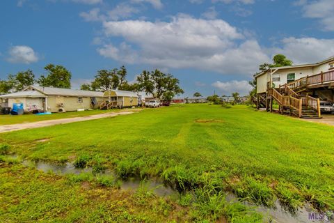 Photo of 107 Edna St ST, Chauvin, LA 70344 (MLS # BY2026010445)
