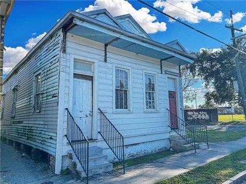 Photo of 2528 Freret Street St, New Orleans, LA 70113 (MLS # NO2564792)