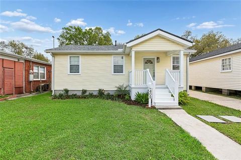 Photo of 409 Henry Landry Avenue Ave, Metairie, LA 70003 (MLS # NO2540566)