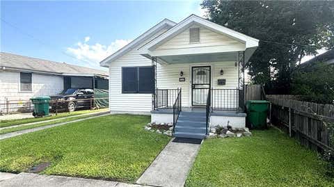Photo of 534 Brown Avenue Ave, Harvey, LA 70058 (MLS # NO2561087)