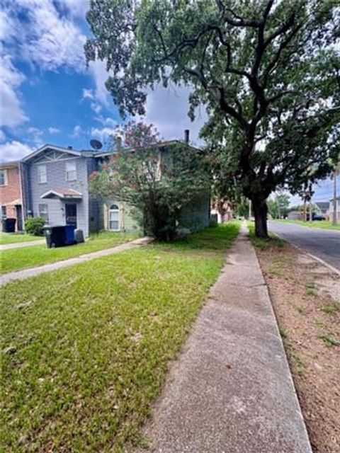 Photo of 4348 Paris Avenue Ave, New Orleans, LA 70122 (MLS # NO2563933)