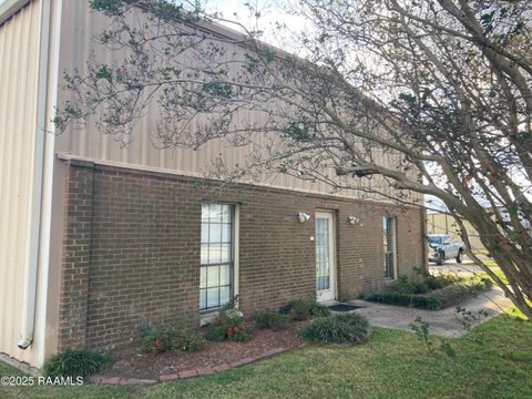 Photo of 115 Row 1 #1, Lafayette, LA 70508 (MLS # 2500005928)
