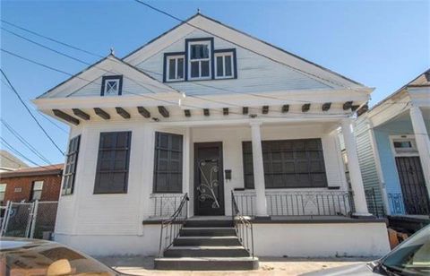 Photo of 2225 Dumaine Street St, New Orleans, LA 70119 (MLS # NO2552668)