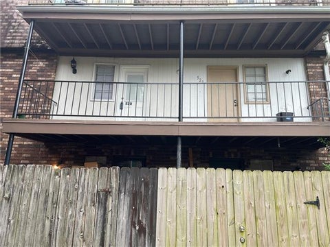 Photo of 6200 Riverside Drive Dr #520, Metairie, LA 70003 (MLS # NO2567148)