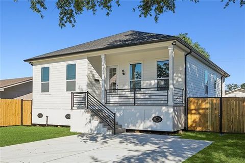 Photo of 4104 Tulane Drive Dr, Kenner, LA 70065 (MLS # NO2555909)