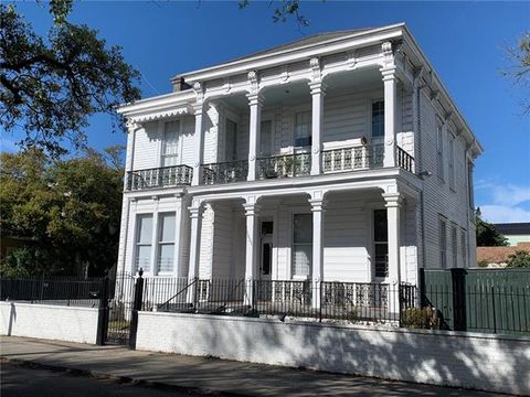 Photo of 1631 Esplanade Avenue Ave #B, New Orleans, LA 70116 (MLS # NO2550107)