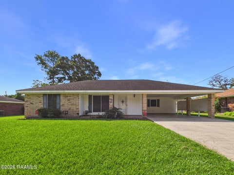 Photo of 112 Dahalia Street, Lafayette, LA 70507 (MLS # 2600008908)