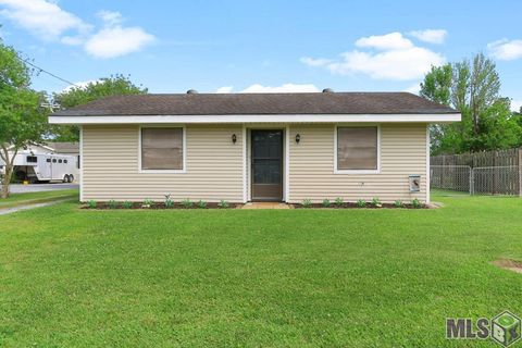 Photo of 118 Lydia St St, Gray, LA 70359 (MLS # BY2026008064)