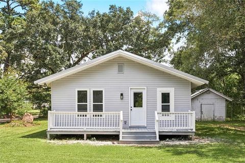 Photo of 40178 Saucier Road Rd, Ponchatoula, LA 70454 (MLS # NO2543524)