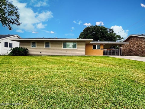 Photo of 718 Deprima St ST, Berwick, LA 70342 (MLS # 2600006568)