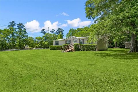 Photo of 20245 Highway 1081 Highway, Covington, LA 70435 (MLS # NO2550710)