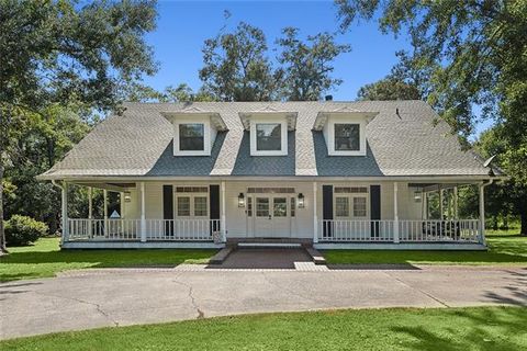 Photo of 114 Kendrick Drive Dr, Slidell, LA 70461 (MLS # NO2545407)