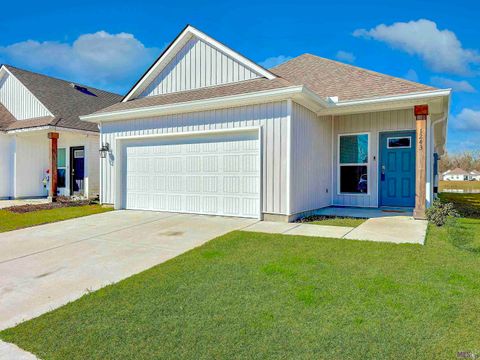 Photo of 1243 Drago Dr Dr, Baton Rouge, LA 70820 (MLS # BR2026001020)