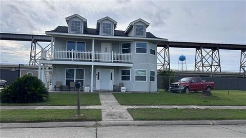Photo of 1116 Hooter Road Rd, Westwego, LA 70094 (MLS # NO2555840)