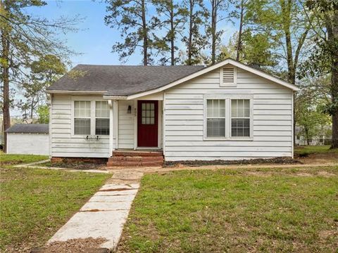 Photo of 805 Trace Street, Many, LA 71449 (MLS # CN2552195)