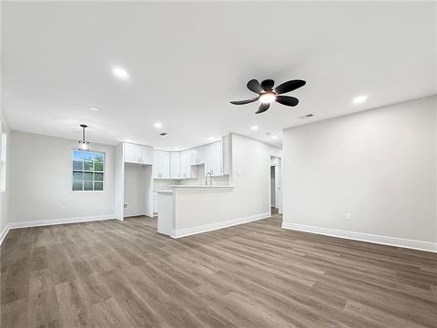 Photo of 1315 Deslonde Street St, New Orleans, LA 70117 (MLS # NO2565515)