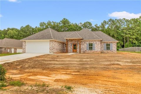Photo of 110 Eastin Circle, Natchitoches, LA 71457 (MLS # CN2547141)
