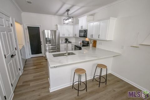 Photo of 31855 La Hwy 16 #602, Denham Springs, LA 70726 (MLS # BR2026007598)