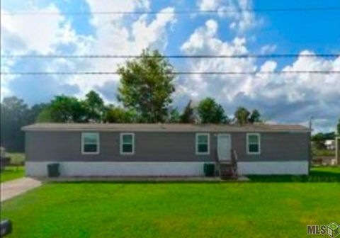 Photo of 108 Eau Clair Drive, Thibodaux, LA 70301 (MLS # BY2026002697)