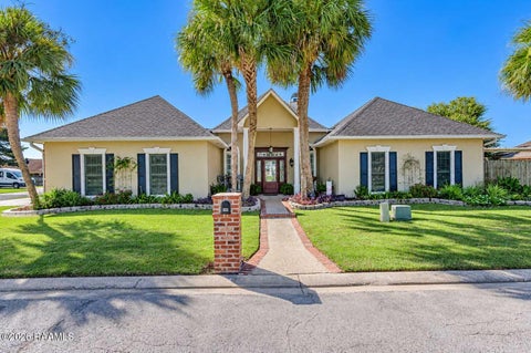 Photo of 114 Greenside Court, Lafayette, LA 70508 (MLS # 2600009541)
