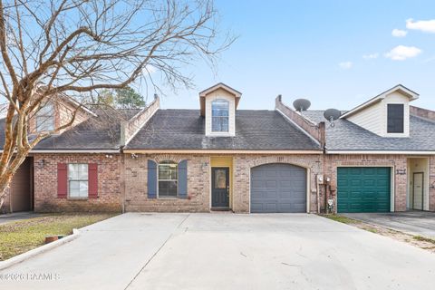 Photo of 805 W Monroe Street, Broussard, LA 70518 (MLS # 2500006718)