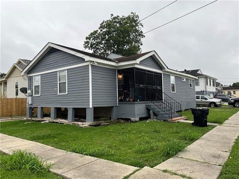 Photo of 2672 Mexico Street ST, New Orleans, LA 70122 (MLS # NO2560299)