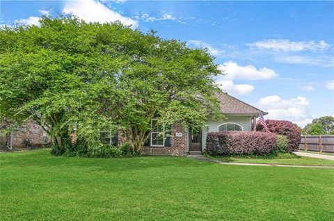 Photo of 15099 Woodstone Drive Dr, Prairieville, LA 70769 (MLS # NO2553342)