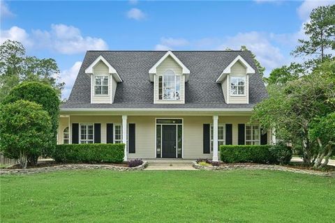 Photo of 61159 W Spring Mill Drive DR, Lacombe, LA 70445 (MLS # NO2559668)