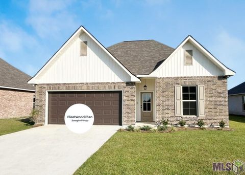 Photo of 19686 Calden Court Ct, Covington, LA 70433 (MLS # NO2026005292)