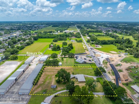 Photo of 614 & 616 E Broussard Road, Lafayette, LA 70503 (MLS # 2600006089)