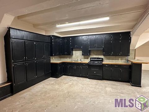 Photo of 659 W Main St St #5, New Roads, LA 70760 (MLS # BR2026002387)