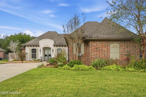 Photo of 105 Wedge Drive, Broussard, LA 70518 (MLS # 2500006033)