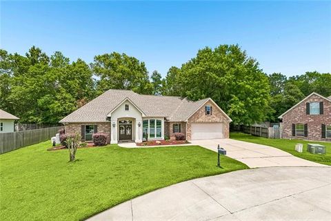 Photo of 28359 Rose Oak Street St, Ponchatoula, LA 70454 (MLS # NO2557454)