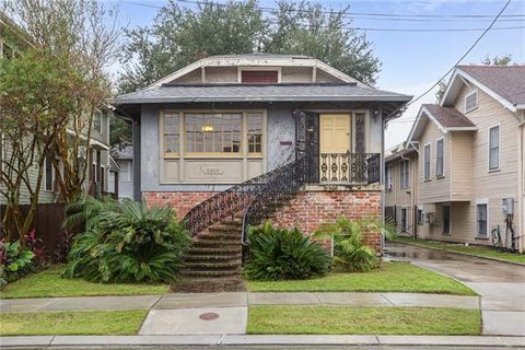 Photo of 2808 Octavia Street St, New Orleans, LA 70115 (MLS # NO2565329)