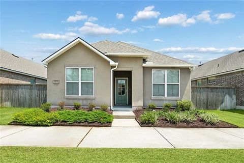 Photo of 311 E Lakeshore Drive VLG, Slidell, LA 70461 (MLS # NO2558657)