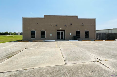 Photo of 656 Corporate Drive Dr, Houma, LA 70360 (MLS # BY2026014960)