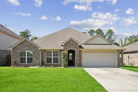 Photo of 75400 Crestview Hills Loop Loop, Covington, LA 70435 (MLS # NO2565734)