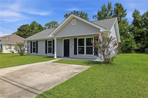 Photo of 159 S Cherry Wood Lane LN, Pearl River, LA 70452 (MLS # NO2570300)