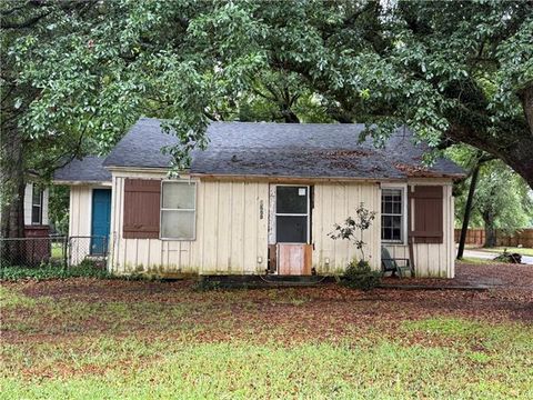 Photo of 1600 7th Street ST, Lake Charles, LA 70601 (MLS # CN2557902)