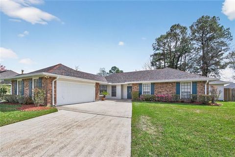 Photo of 855 Cross Gates Boulevard Blvd, Slidell, LA 70461 (MLS # NO2552135)