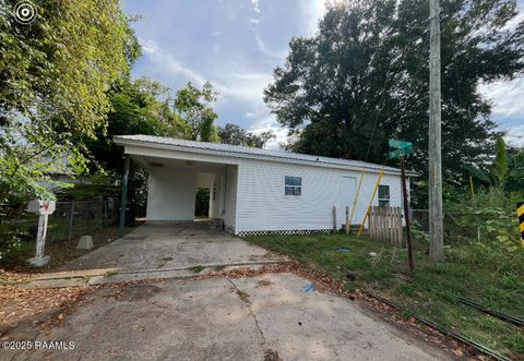 Photo of 1136 Tupelo Street, New Iberia, LA 70560 (MLS # 2600000526)
